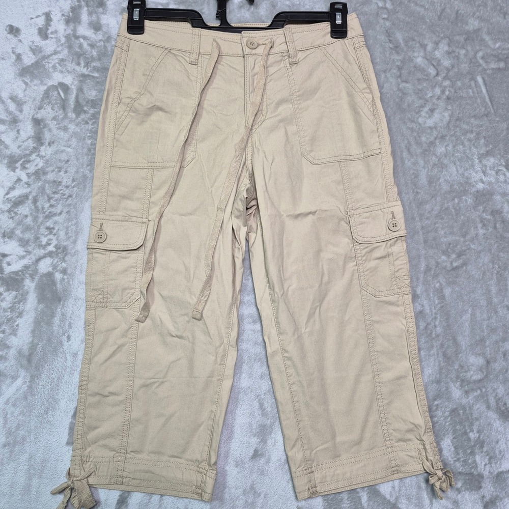 St Johns Bay Womens Tan Khaki Cargo Capri Pants Drawstring Tie Hem Size 4